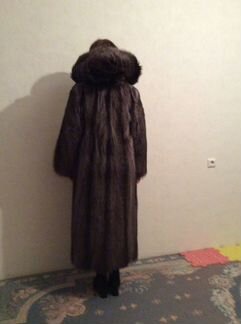 Шуба из енота