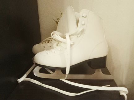 Коньки фигурные 35 размер