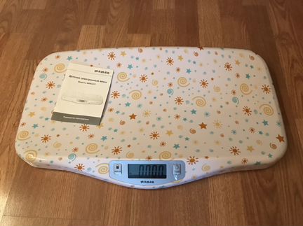 Детские весы Maman