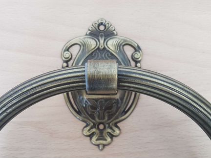 Кольцо для полотенца в ванную комнату