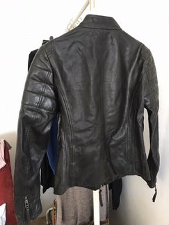 Кожаная куртка Pinko с жабо 44 размер