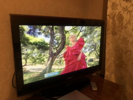 Телевизор Samsung 40 дюймов Full HD