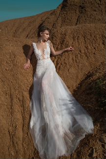 Свадебное платье стиль бохо кружевное Nurit Hen 16