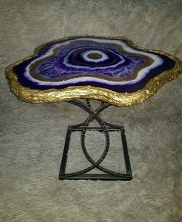 Журнальный столик