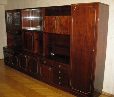 Стенка производства Румынии