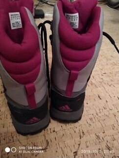 Ботинки адидас 34