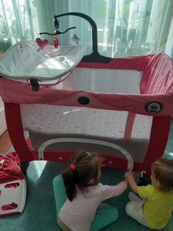 Манеж-кровать