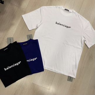 Футболка Balenciaga