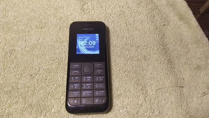 Nokia 105 Dual SIM (версия 2015 г.)
