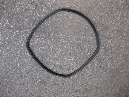 Уплотнительная резинка люка крыши Scania