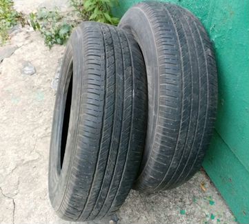 2 шины б/у Brigestone Dueler 215/70R17