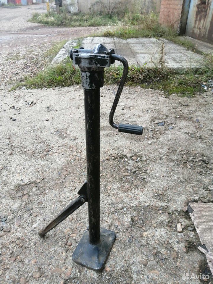 Домкрат
