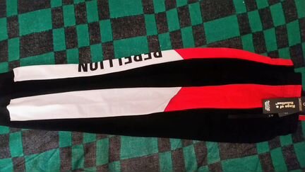 Спортивные штаны