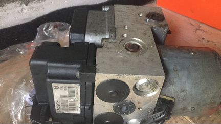Блок ABS тормозной 3B0614111 vw passat b5