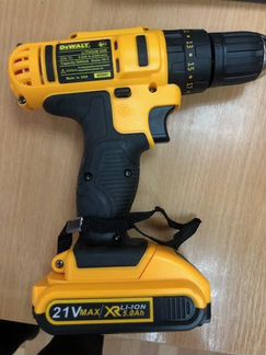 Аккумуляторный шуруповерт DeWalt 21V