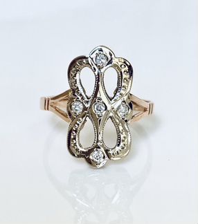 Золотое кольцо с бриллиантами