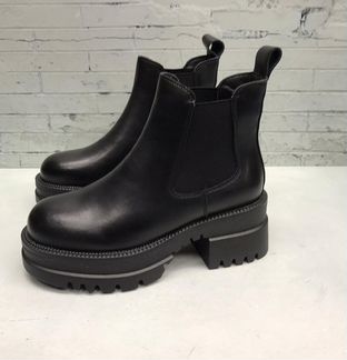 Демисезонные кожаные ботинки