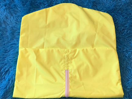 Новый чехол для костюмов