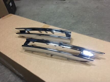 Хром птф накладка на туманку Mercedes ML166 AMG