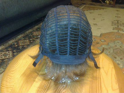 Б/У. Парик короткий, цвет12, синтетика