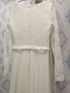 Свадебное /подвенечное платье с кружевными рукавам