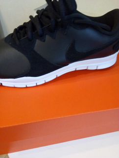 Кроссовки wmns nike flex essential tr lt