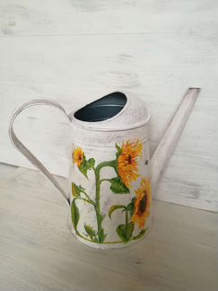 Лейка с подсолнухами