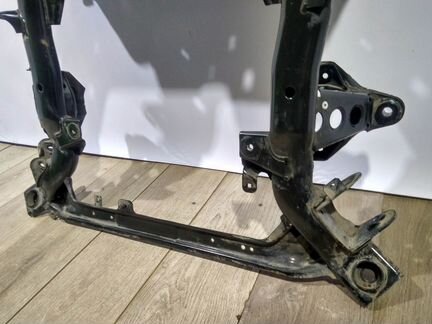 Подрамник бмв Х1 Е84 BMW X1 E84