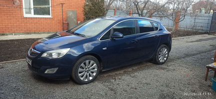 Opel Astra 1.4 МТ, 2011, 179 646 км