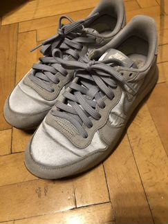 Кроссовки Nike (Найк) серебристые