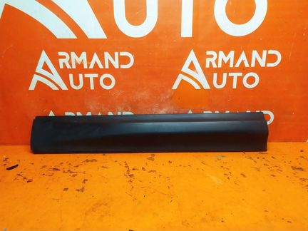 Молдинг двери передний левый Land Rover Range