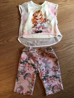 Костюм (бриджи, футболка) новый