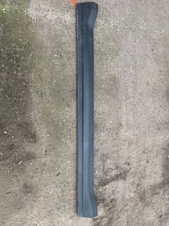 Порог пластиковый накладка правый Mitsubishi