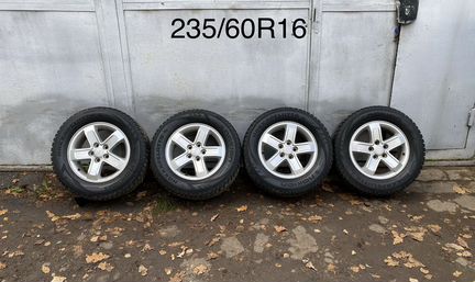 Kia Sportage 235/60R16