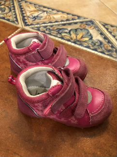 Ботинки для девочки 23 размер Reima