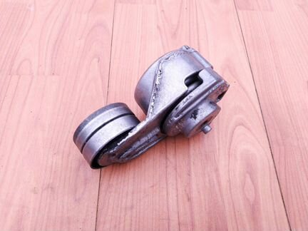 Натяжной ролик Mercedes 221 164 251 463 OM642