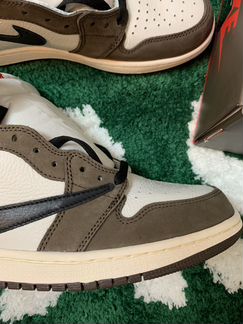 Nike Jordan 1 Travis Scott