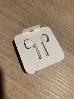 Наушники earpods lightning новые