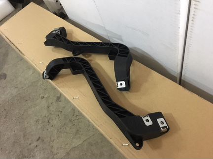 Консоль крепления радиатора Mercedes W166 W292