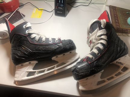 Коньки Bauer детские размер 1.0