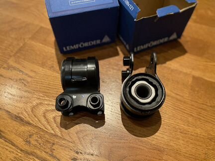 Сайлентблок нижнего рычага передней подвески задни