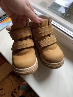 Ботинки утеплённые 24