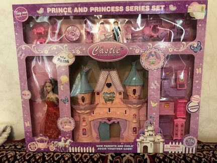 Замок для принцессы в коробке