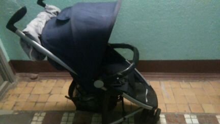 Коляска прогулочная