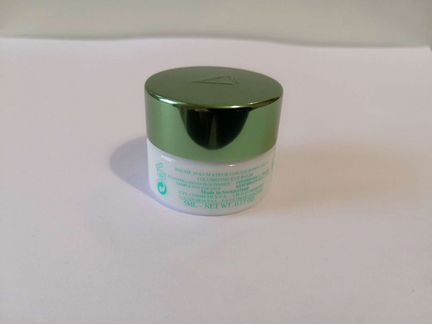 Valmont V-Shape Filling Cream