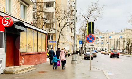 ПСН. Первая линия домов,Витрина, метро