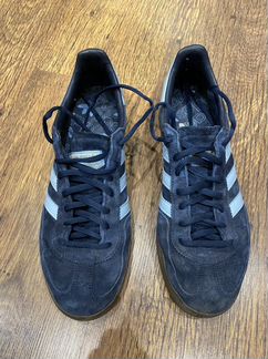 Кроссовки adidas spezial