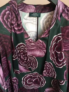 Блузка новая Alena Akhmadullina