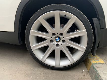 BMW 95 стиль оригинал 235 / 35 R 19