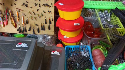 Фонари приманки в т.ц.Фабрика в магазине Рыболов